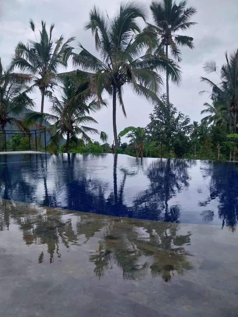 Sekumpul Bali Hidden Space Singaraja  Luaran gambar